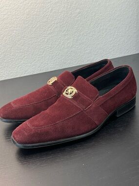 Stacy Adams Burgundy Suede Slip-On Loafers with Gold Emblem